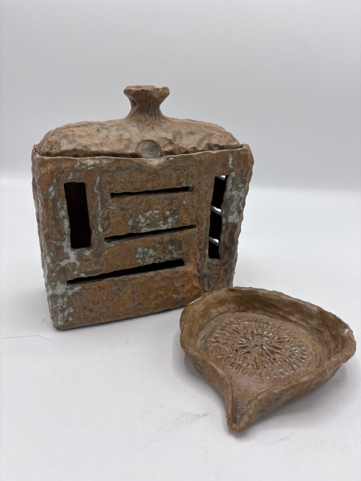 Sam Wigington Garlic Keep and Spoon Rest